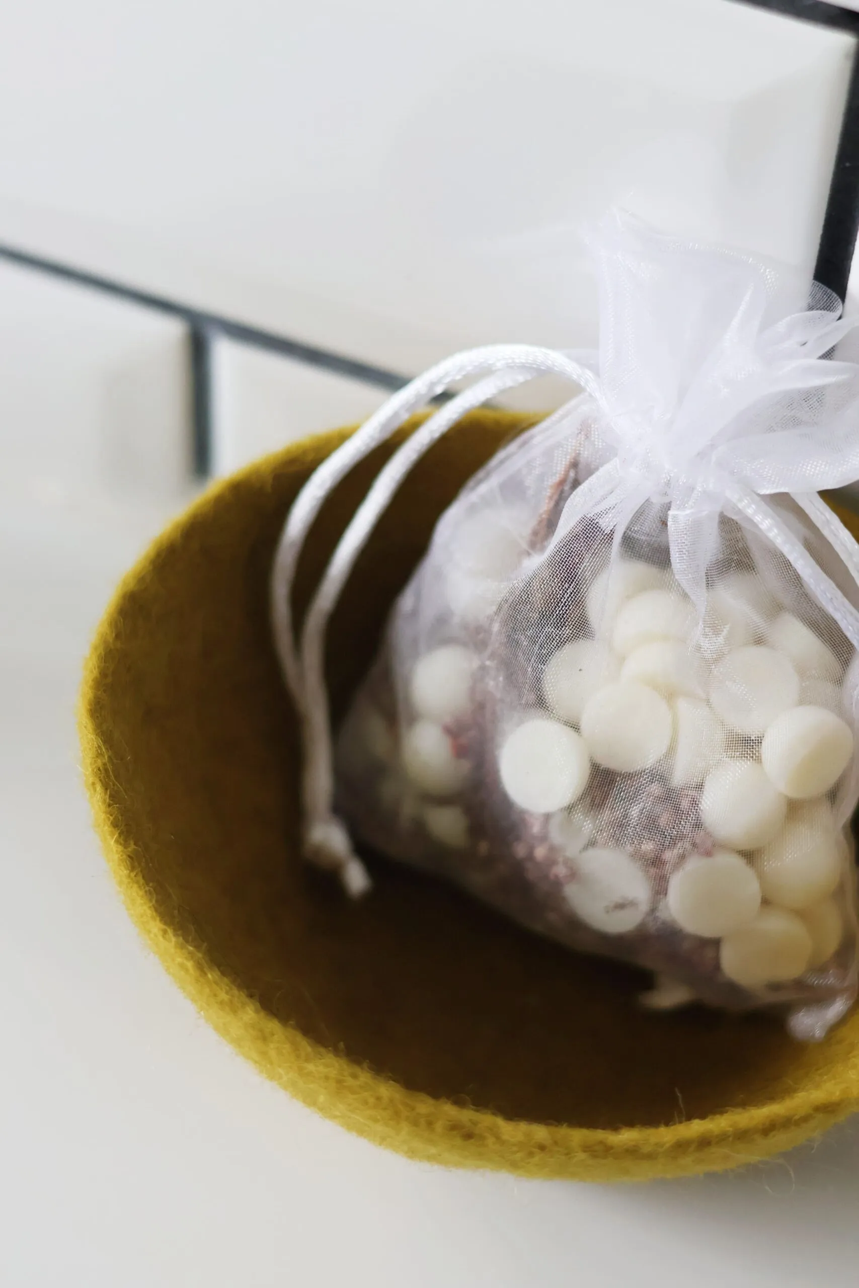 Sachet de billes de parfum solide pour linge de maison - armoire.